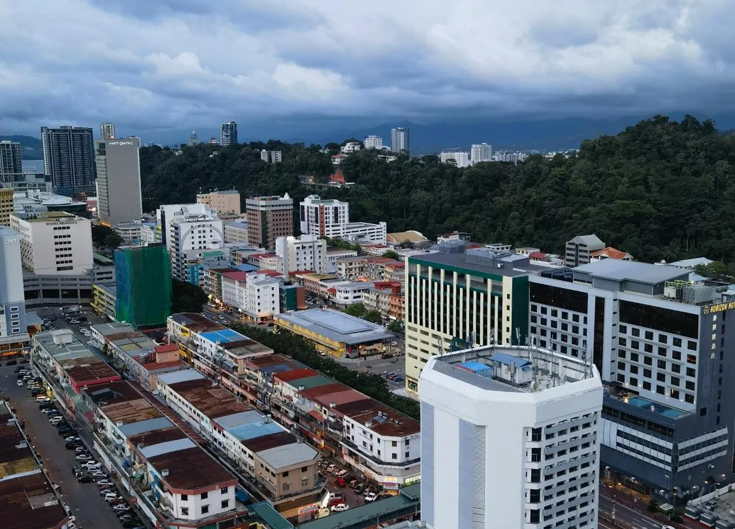 Hs Homestay Shore Pasar Besar Dan Kk Plaza Kota Kinabalu Aparthotel